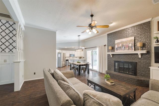 301 Whitman Court, Edmond, OK 73003