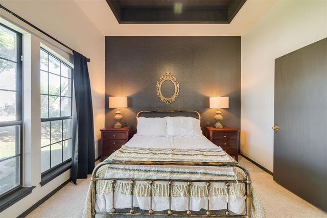 301 Whitman Court, Edmond, OK 73003