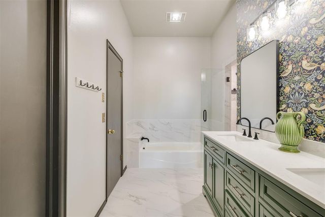 301 Whitman Court, Edmond, OK 73003