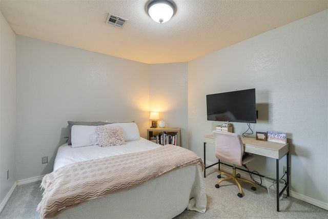 301 Whitman Court, Edmond, OK 73003