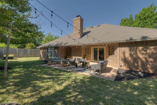 301 Whitman Court, Edmond, OK 73003