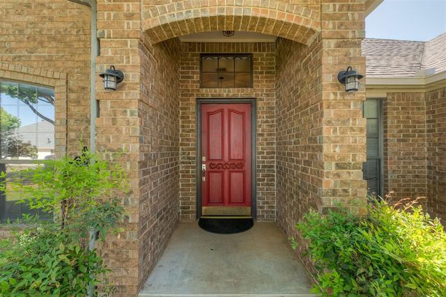 301 Whitman Court, Edmond, OK 73003