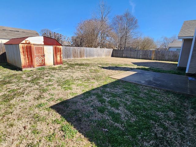 2212 Sheffield Drive, Jonesboro, AR 72405