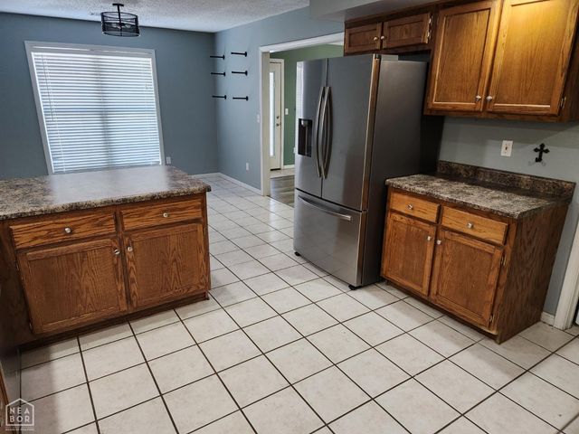 2212 Sheffield Drive, Jonesboro, AR 72405