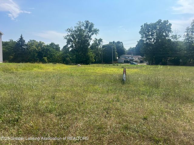 2670 Brigantine Drive, Lansing, MI 48911