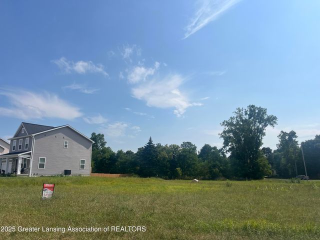 2670 Brigantine Drive, Lansing, MI 48911