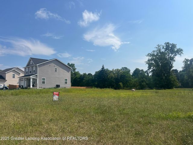 2670 Brigantine Drive, Lansing, MI 48911