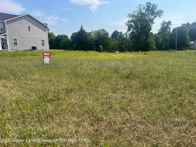 2670 Brigantine Drive, Lansing, MI 48911