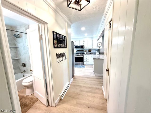 13307 Market Street, North Lima, OH 44452