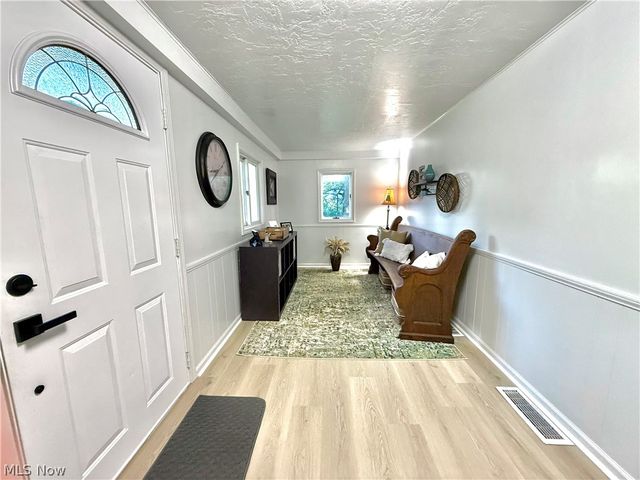 13307 Market Street, North Lima, OH 44452