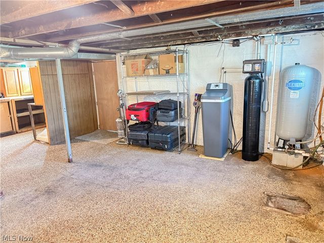 13307 Market Street, North Lima, OH 44452