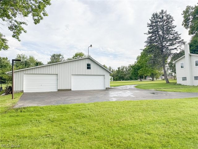 13307 Market Street, North Lima, OH 44452