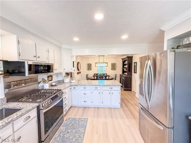 13307 Market Street, North Lima, OH 44452