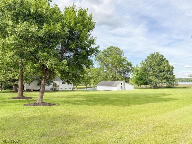 13307 Market Street, North Lima, OH 44452