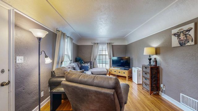 1211 8th Avenue SE, Rochester, MN 55904