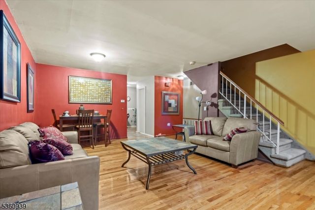 804 Orchard Meadows Dr, Union Twp., NJ 07083