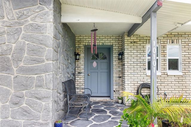 10101 ALMA STREET, Gibsonton, FL 33534