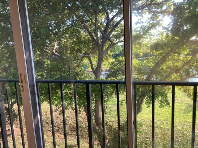 4120 Tivoli Court 305, Lake Worth, FL 33467