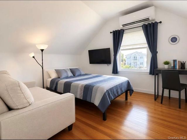 4320 Utopia Parkway, Flushing, NY 11358