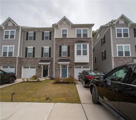 110 Pocosin PATH # 3A, Poquoson, VA 23662