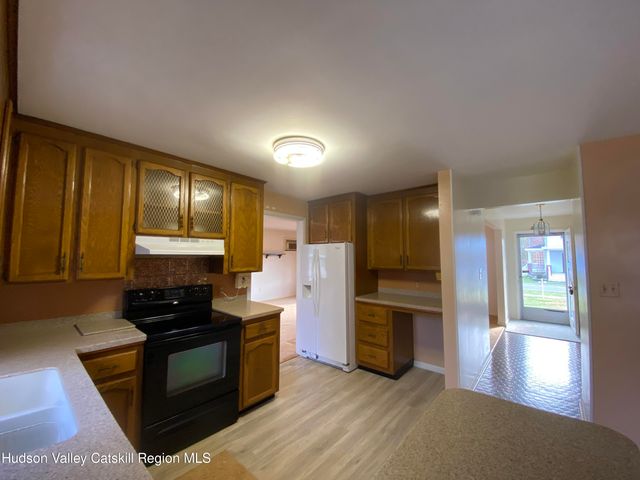 64 Glenwood Boulevard, Hudson, NY 12534