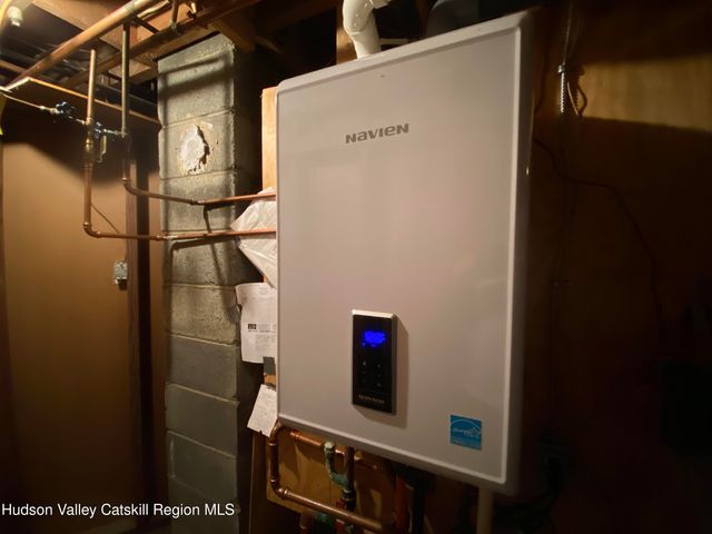 64 Glenwood Boulevard, Hudson, NY 12534