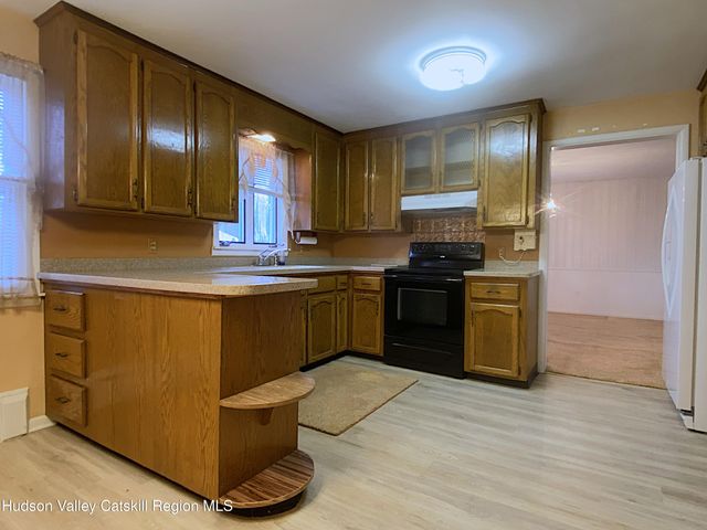 64 Glenwood Boulevard, Hudson, NY 12534