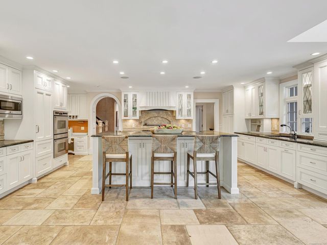 750 Burr Street, Fairfield, CT 06824