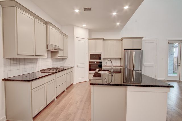 724 Kendall Lane, Celina, TX 75009