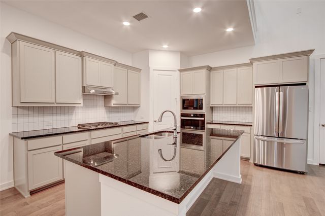 724 Kendall Lane, Celina, TX 75009