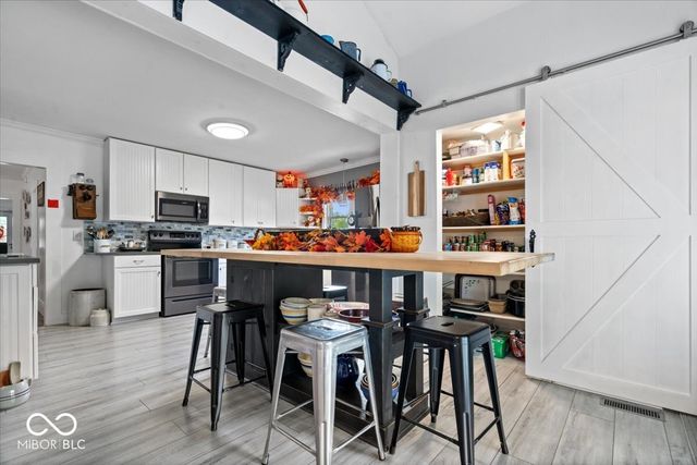 5012 W 8th Street Road, Anderson, IN 46011