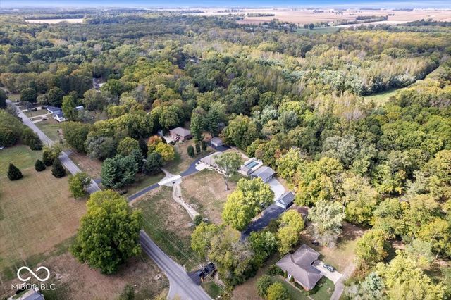 5012 W 8th Street Road, Anderson, IN 46011