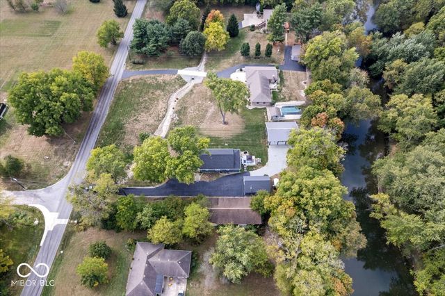 5012 W 8th Street Road, Anderson, IN 46011