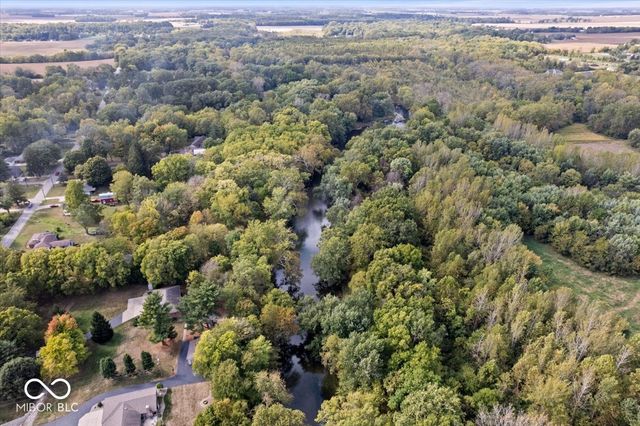 5012 W 8th Street Road, Anderson, IN 46011