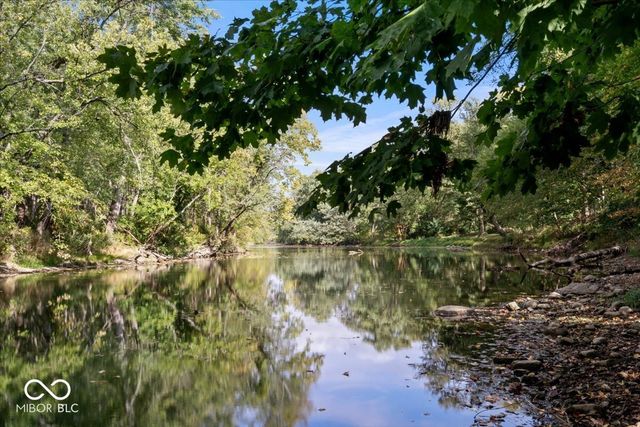 5012 W 8th Street Road, Anderson, IN 46011