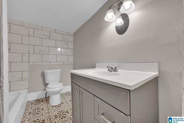 4908 2ND AVENUE N, Birmingham, AL 35212