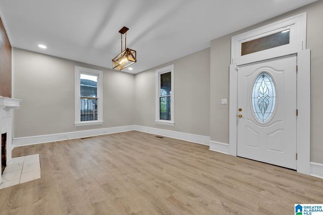 4908 2ND AVENUE N, Birmingham, AL 35212