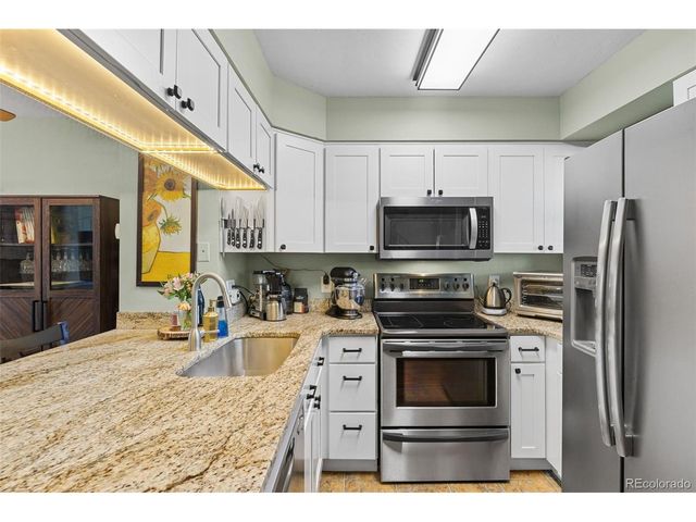 10845 W Dartmouth Ave, Lakewood, CO 80227