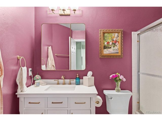 10845 W Dartmouth Ave, Lakewood, CO 80227