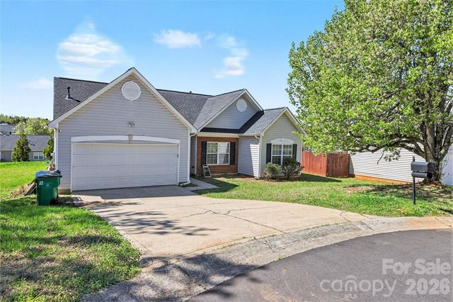 4011 Lakota Court, Charlotte, NC 28269