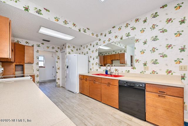 5325 DEER ISLAND Road, Green Cove Springs, FL 32043