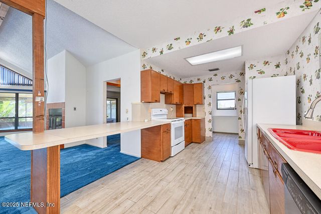 5325 DEER ISLAND Road, Green Cove Springs, FL 32043