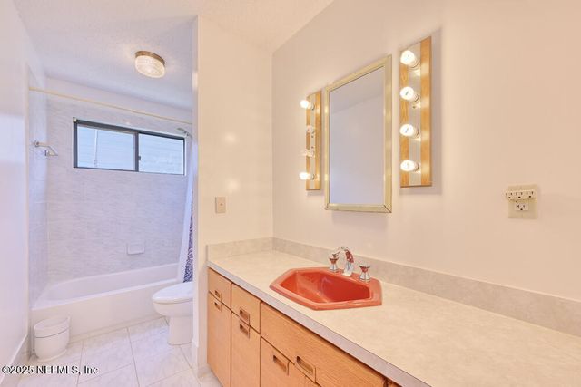 5325 DEER ISLAND Road, Green Cove Springs, FL 32043