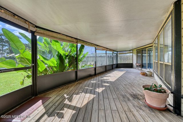 5325 DEER ISLAND Road, Green Cove Springs, FL 32043