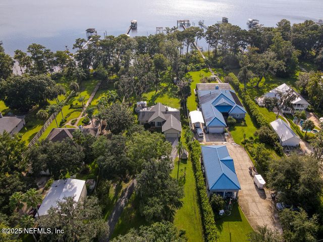 5325 DEER ISLAND Road, Green Cove Springs, FL 32043