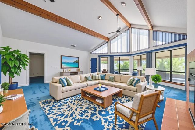 5325 DEER ISLAND Road, Green Cove Springs, FL 32043