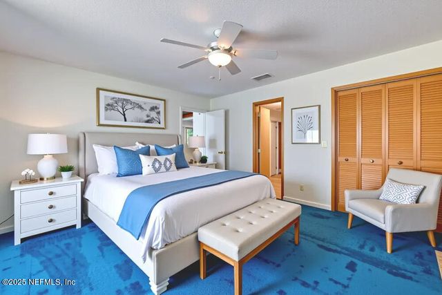 5325 DEER ISLAND Road, Green Cove Springs, FL 32043