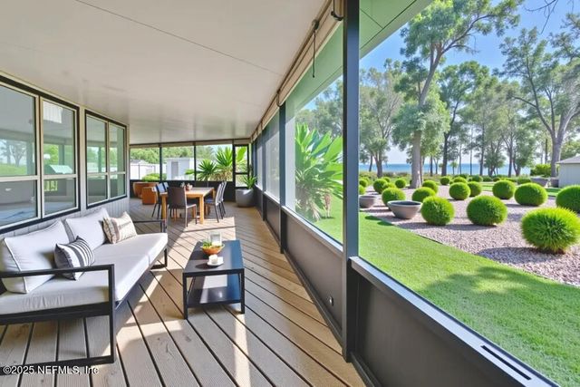 5325 DEER ISLAND Road, Green Cove Springs, FL 32043