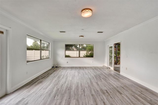 7861 PINE TRACE DRIVE 7861, Sarasota, FL 34243