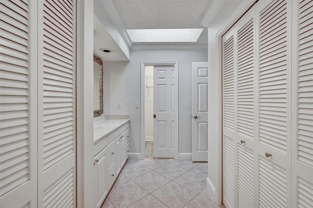 7861 PINE TRACE DRIVE 7861, Sarasota, FL 34243